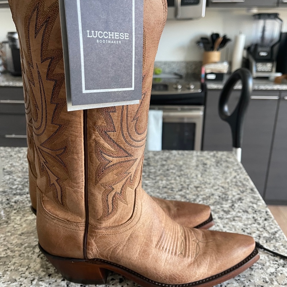 Lucchese savannah cowboy boots